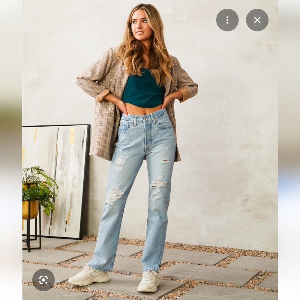 Levi's 501 Button Fly Jeans Size 27